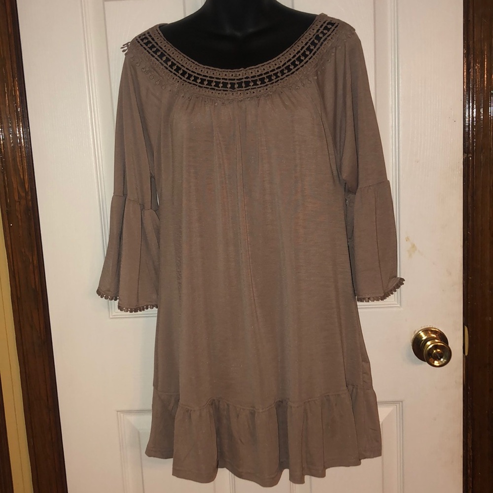 🌺❤️WIN WIN CROCHET NECKLINE TUNIC BLOUSE❤️❤️